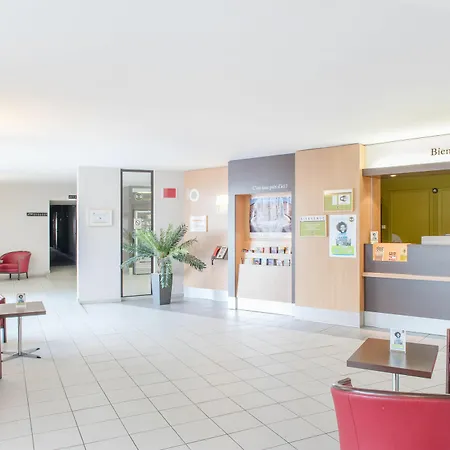 Hotel - échangeur A7 A9 3*