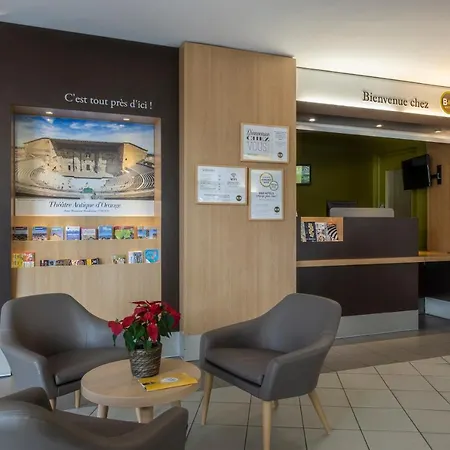 - échangeur A7 A9 Hotel